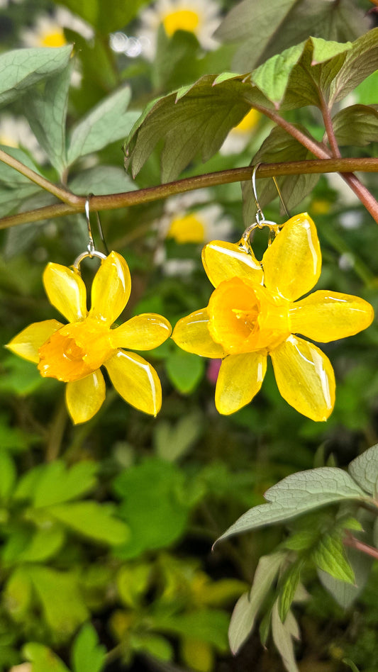 Daffodil Earring
