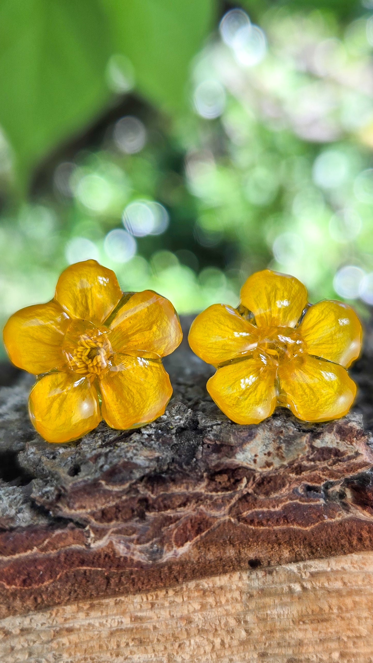 Buttercup Studs