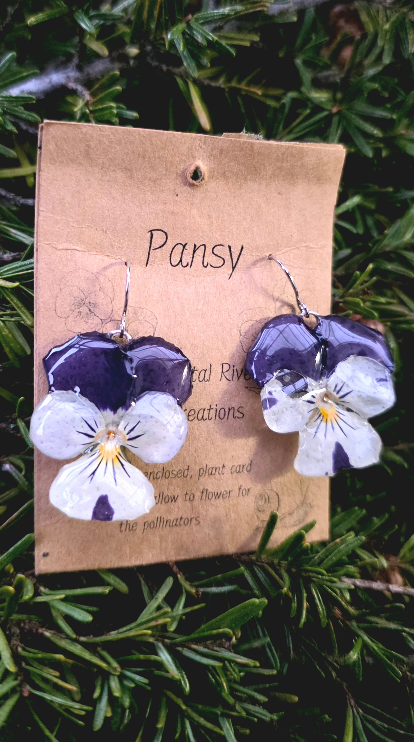 Pansy Earring